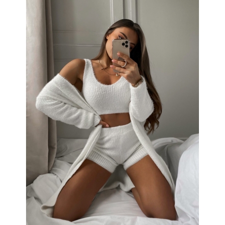 Ensemble gilet short et brassière tout doux Ensemble gilet short et brassière tout doux