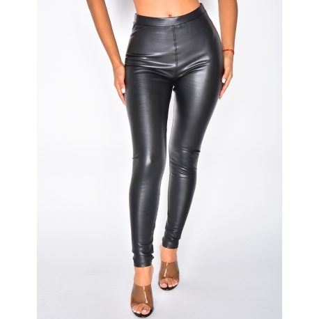 High-waisted faux leather leggings with fleece lining