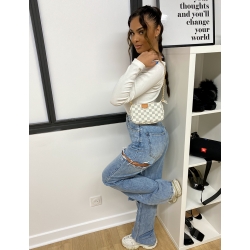 Jeans taille haute straight destroy Jeans taille haute straight destroy