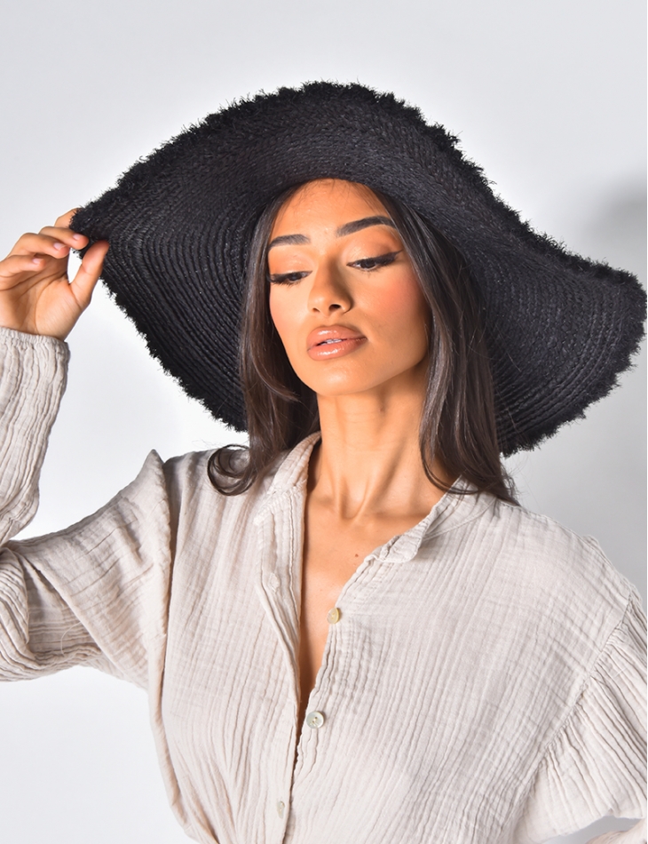 Chapeau en paille effiloché à ruban Chapeau en paille effiloché à ruban