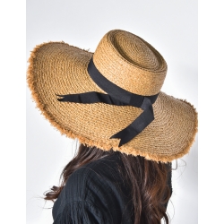 Chapeau en paille effiloché à ruban Chapeau en paille effiloché à ruban