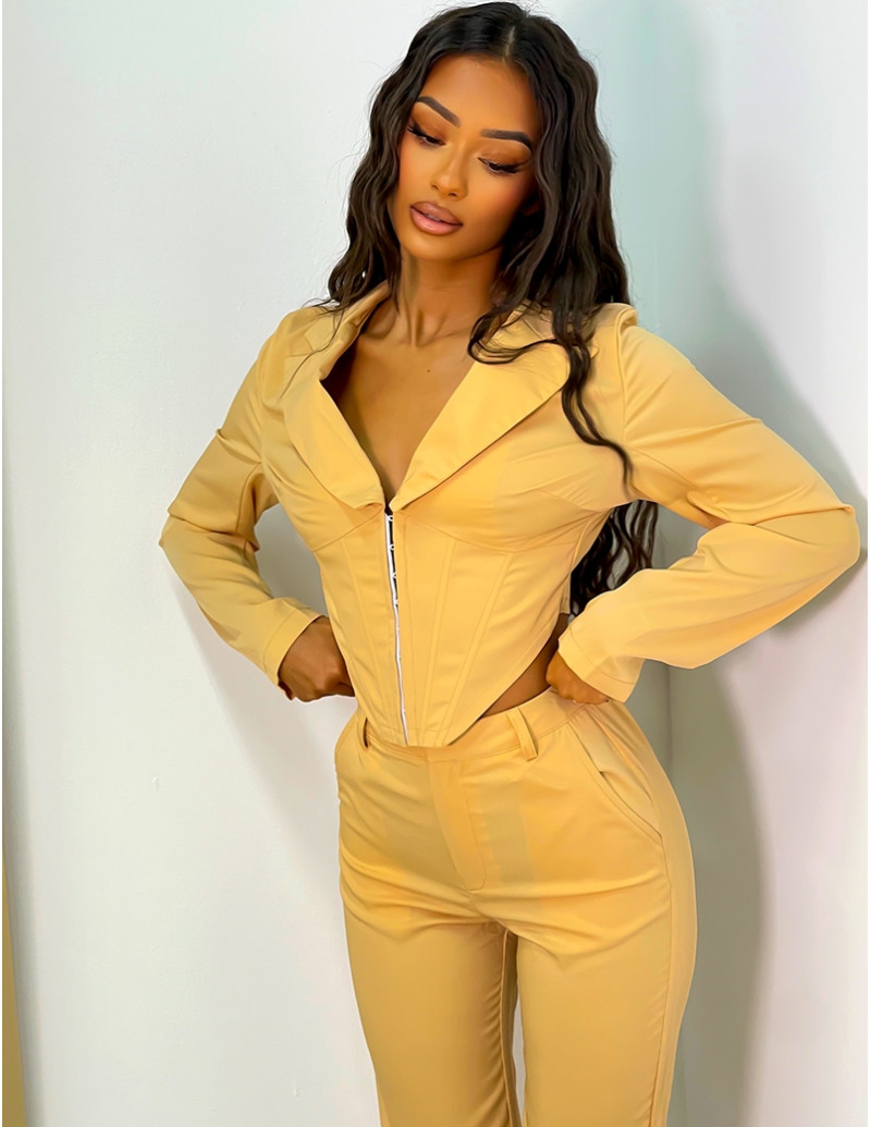 Ensemble pantalon et blazer effet corset à agrapher