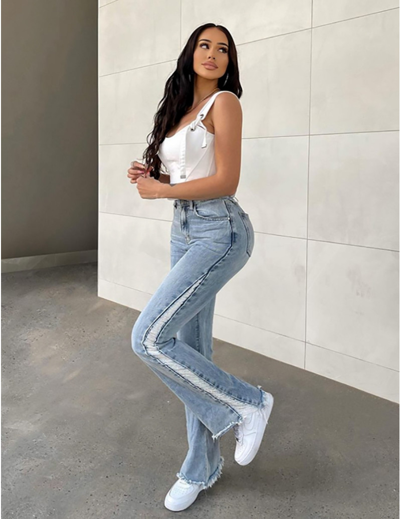 Jeans coupe droite stretchy taille haute a lacets