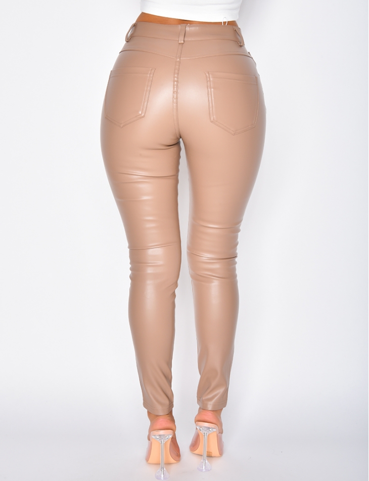 Pantalon en simili taille haute Pantalon en simili taille haute