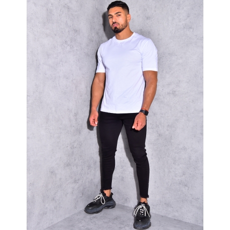 Jeans basic effiloché aux chevilles Jeans basic effiloché aux chevilles