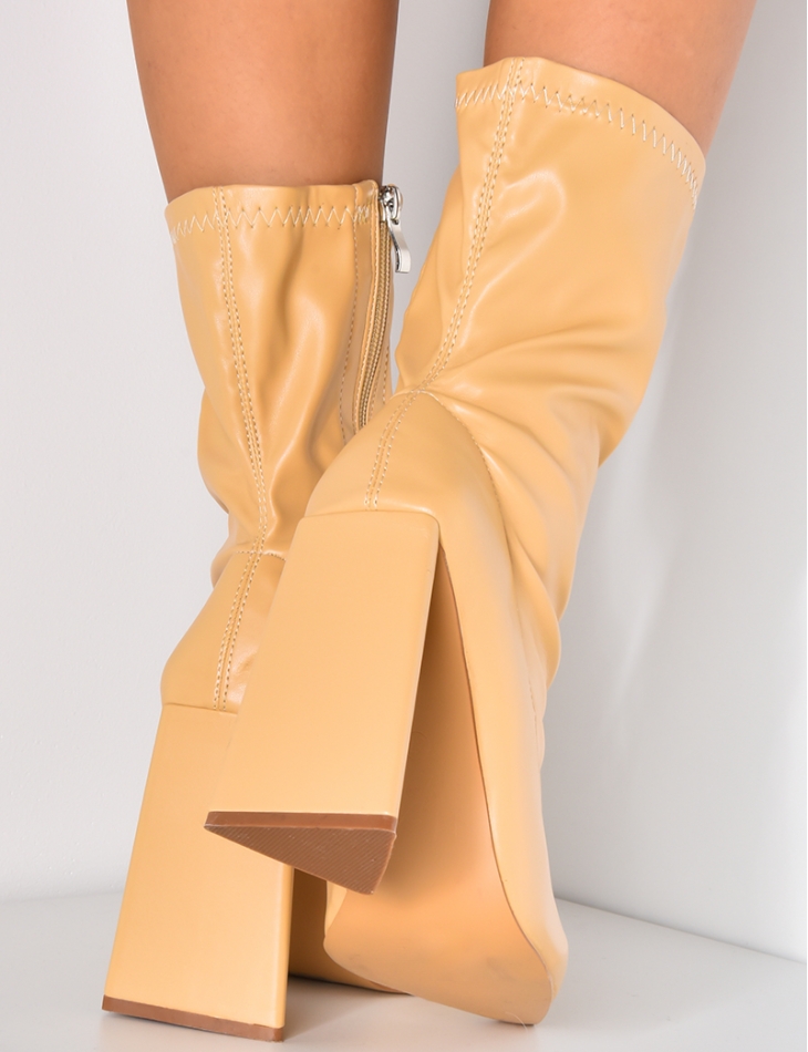 Bottines en simili à talons destructurées Bottines en simili à talons destructurées