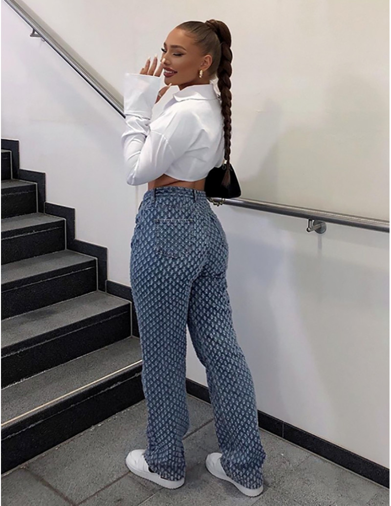 Jeans coupe droite effet déchiré