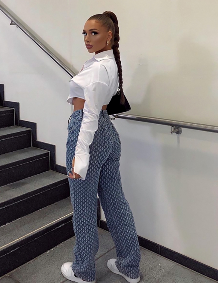 Jeans coupe droite effet déchiré