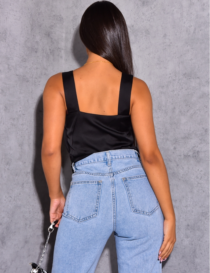 Crop-top en satin fluide