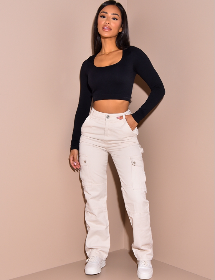 Coupe cargo outlet