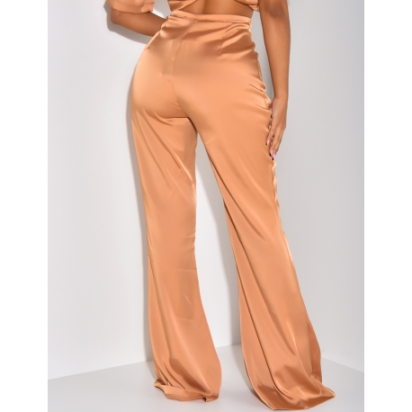 Pantalon en satin pattes d'eph Pantalon en satin pattes d'eph
