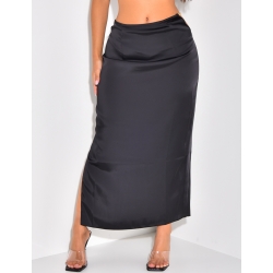 Jupe longue en satin à fente