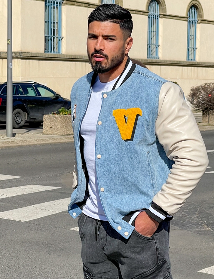 Veste bi-matière avec tête de tigre Veste bi-matière avec tête de tigre