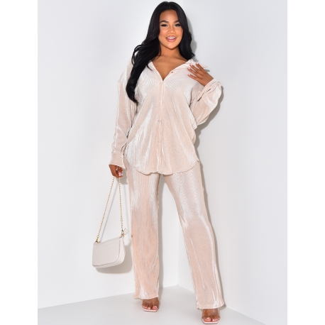 Ensemble pantalon et chemise plissée