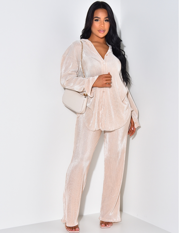 Ensemble pantalon et chemise plissée