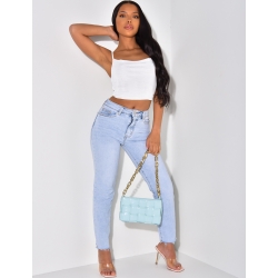 Crop-top court à fine bretelle