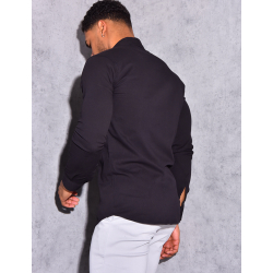 Chemise légére avec bouton sur le col Chemise légére avec bouton sur le col