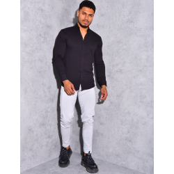 Chemise légére avec bouton sur le col Chemise légére avec bouton sur le col