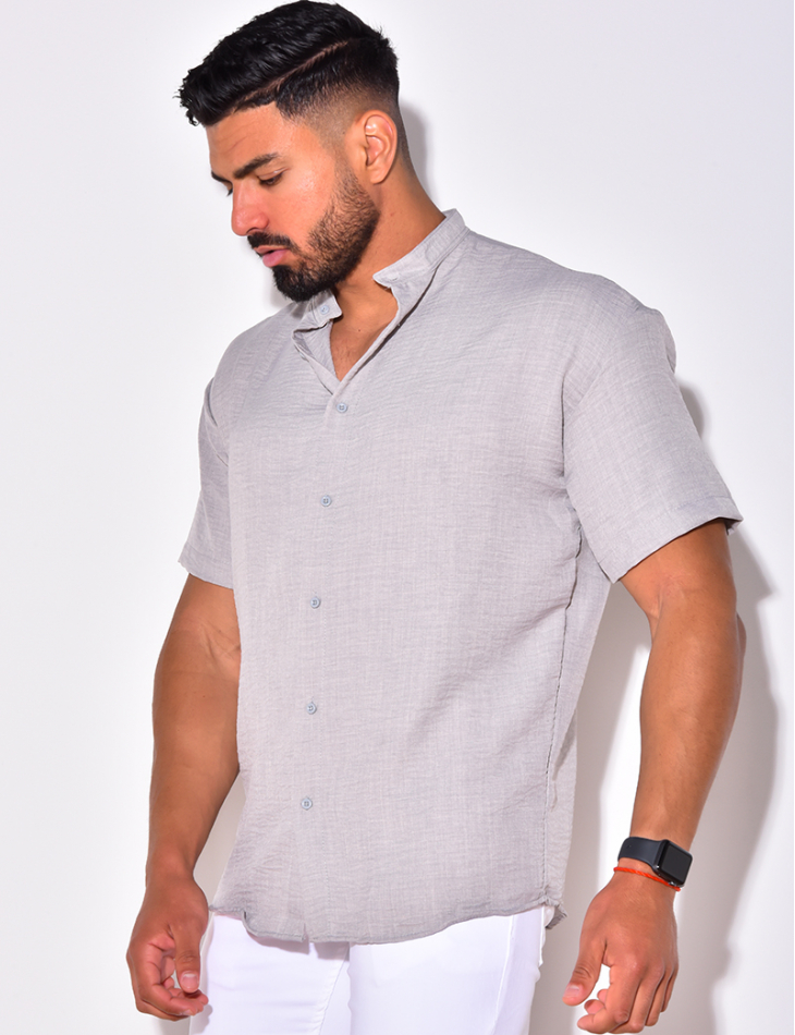 Chemise fine manche courtes à petit col