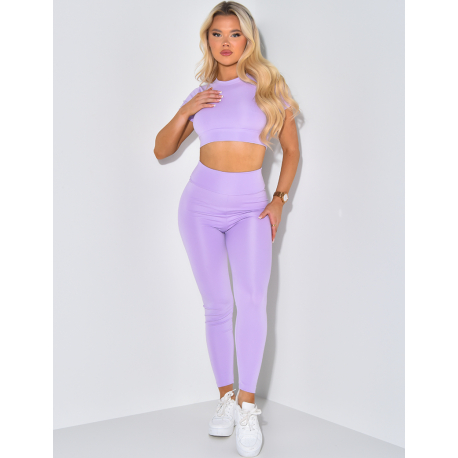 Ensemble legging et crop-top court manche courte Ensemble legging et crop-top court manche courte