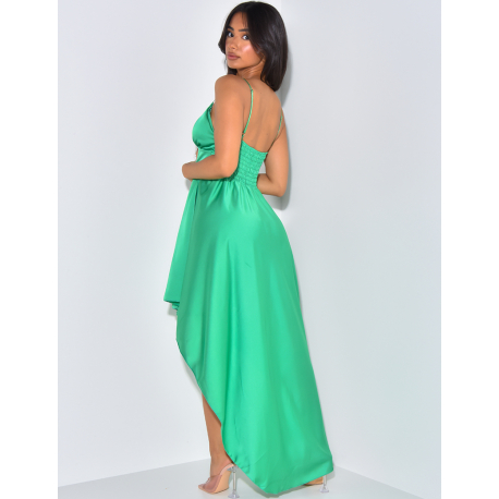 Robe asymétrique en satin à fine bretelle Robe asymétrique en satin à fine bretelle