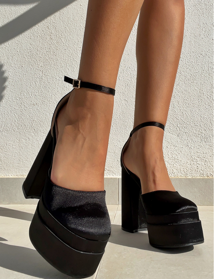 Satin platform pumps