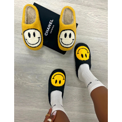 Pantoufles avec smiley
