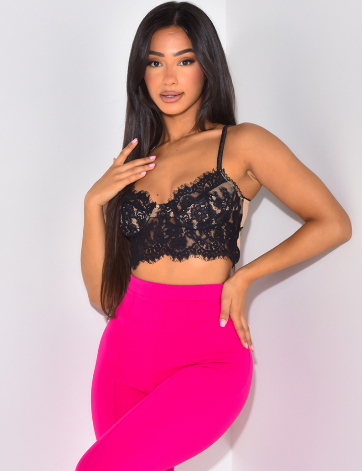 Crop-top en dentelle avec boutons