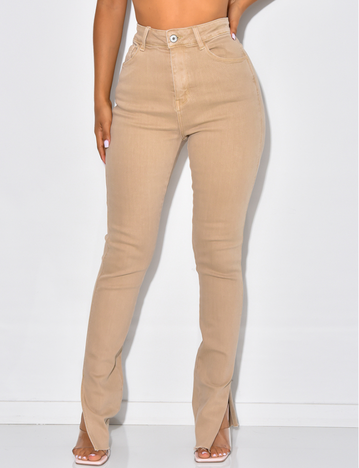 Jeans skinny stretchy à fentes aux chevilles