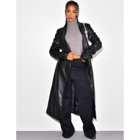 Langer Trenchcoat aus veganem Leder