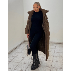 Doudoune longue matelassée à grand col Doudoune longue matelassée à grand col