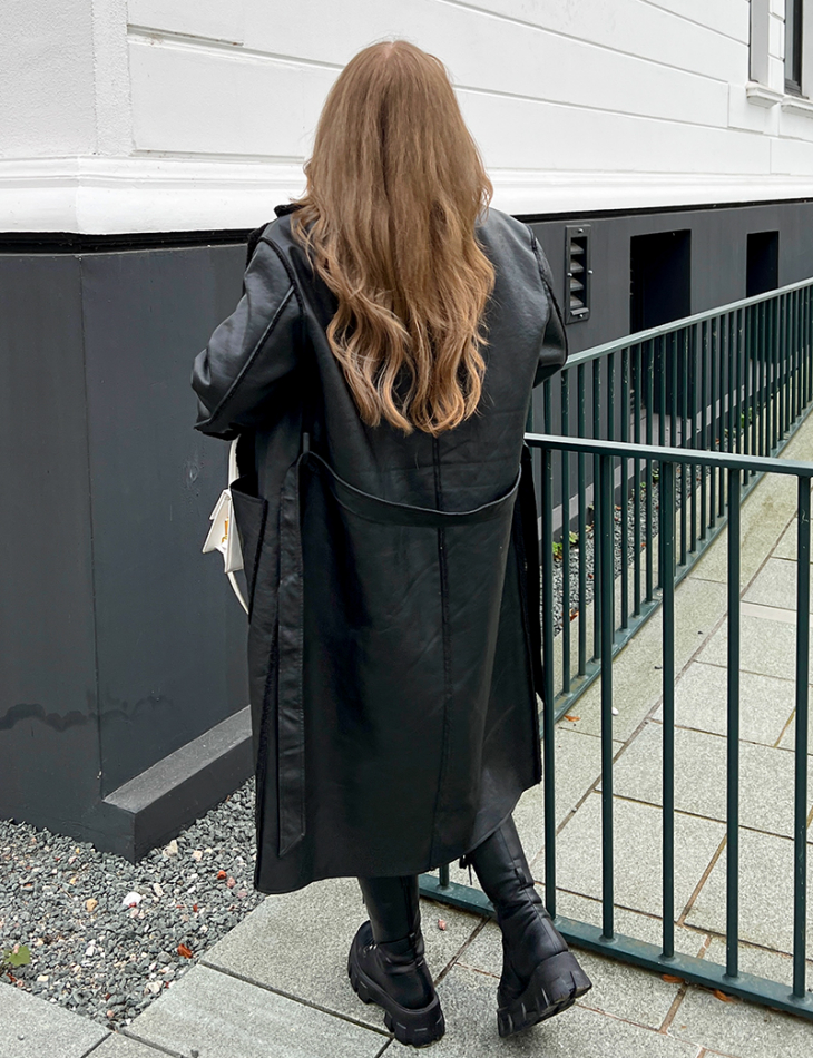 manteau simili cuir doublé polaire avec ceinture manteau simili cuir doublé polaire avec ceinture