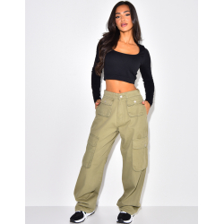 Jeans taille haute coupe droite à poches Jeans taille haute coupe droite à poches
