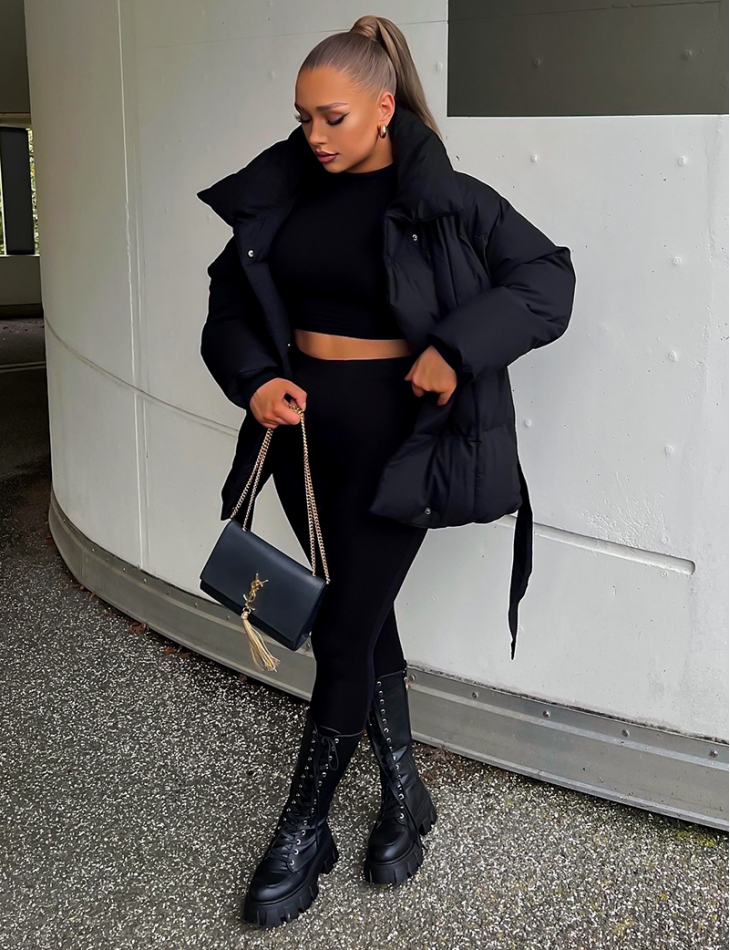 Doudoune matelassée avec ceinture