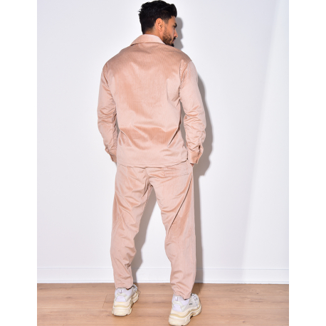 Ensemble pantalon et chemise côtelé à une poche Ensemble pantalon et chemise côtelé à une poche