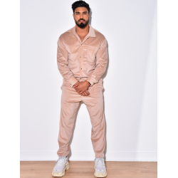 Ensemble pantalon et chemise côtelé à une poche Ensemble pantalon et chemise côtelé à une poche