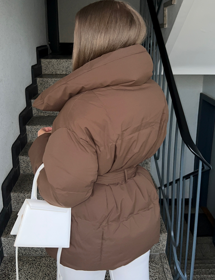 Doudoune matelassée avec ceinture Doudoune matelassée avec ceinture