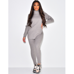Ensemble pantalon et pull col roulé côtelé