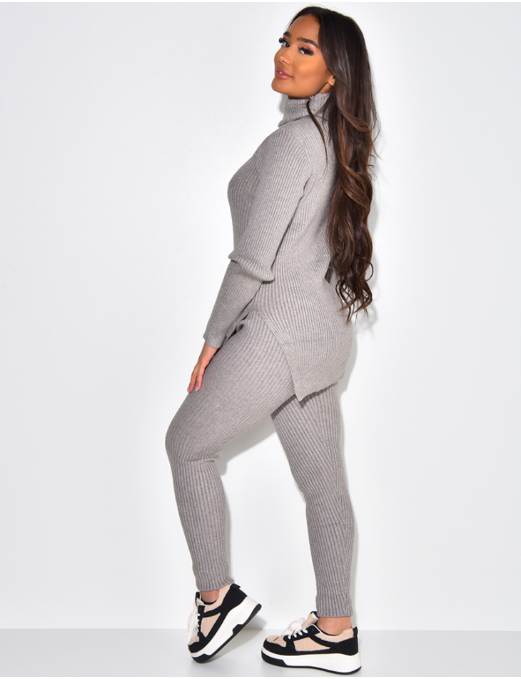 Ensemble pantalon et pull col roulé côtelé
