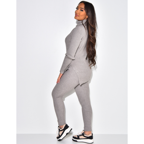 Ensemble pantalon et pull col roulé côtelé