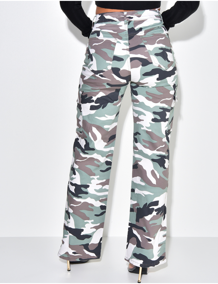 Pantalon cargo à motif camouflage Pantalon cargo à motif camouflage
