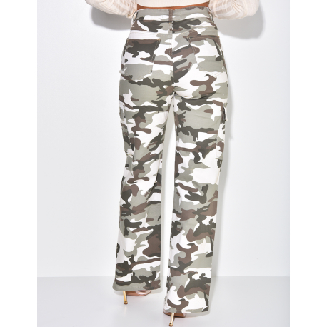 Jeans cargo à poches Jeans cargo à poches