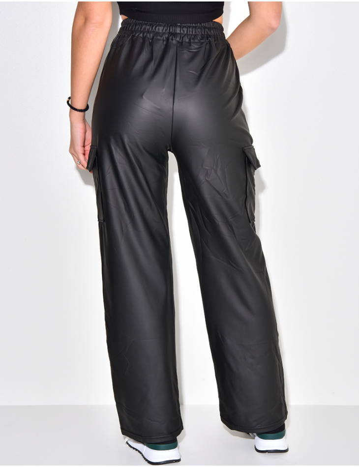 Pantalon cargo en simili