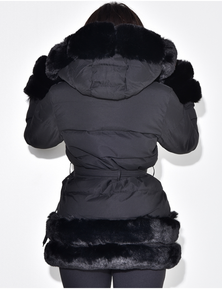 Veste à fourrure avec ceinture Veste à fourrure avec ceinture