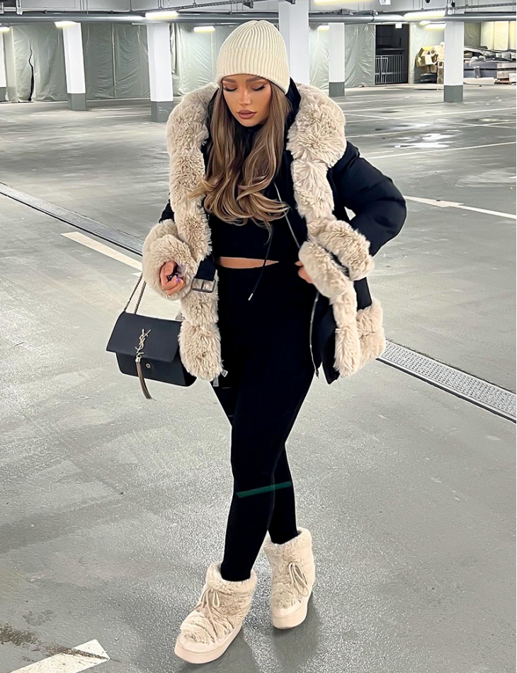 Veste à fourrure avec ceinture