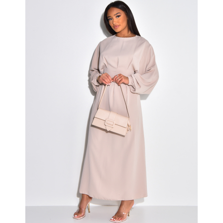 Robe longue fluide à ajuster à la taille
