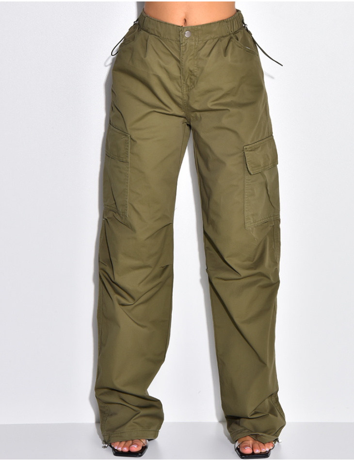 Pantalon parachute à poches cargo Pantalon parachute à poches cargo