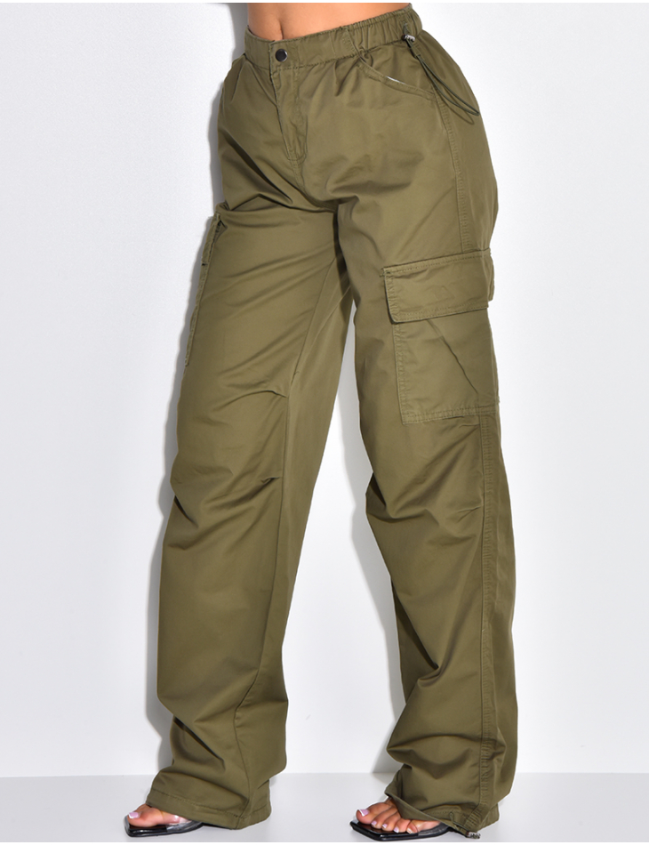 Pantalon parachute à poches cargo Pantalon parachute à poches cargo