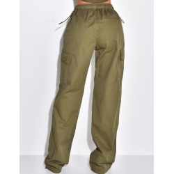 Pantalon parachute à poches cargo Pantalon parachute à poches cargo