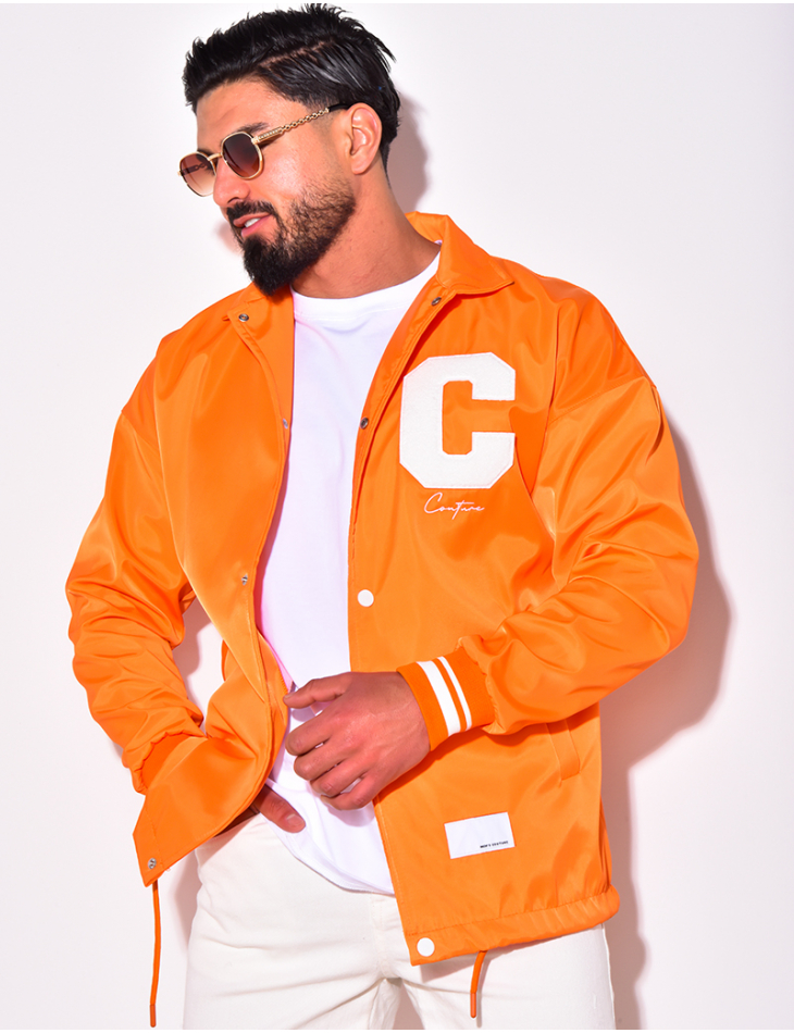 Veste fine avec la lettre C Veste fine avec la lettre C